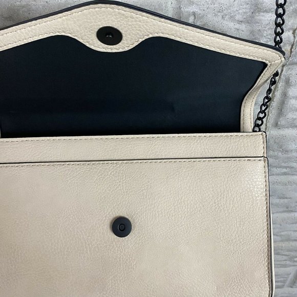 Neiman Marcus Vegan Leather Studded Crossbody Bag Beige Chain Envelope NEW Purse - Picture 8 of 8